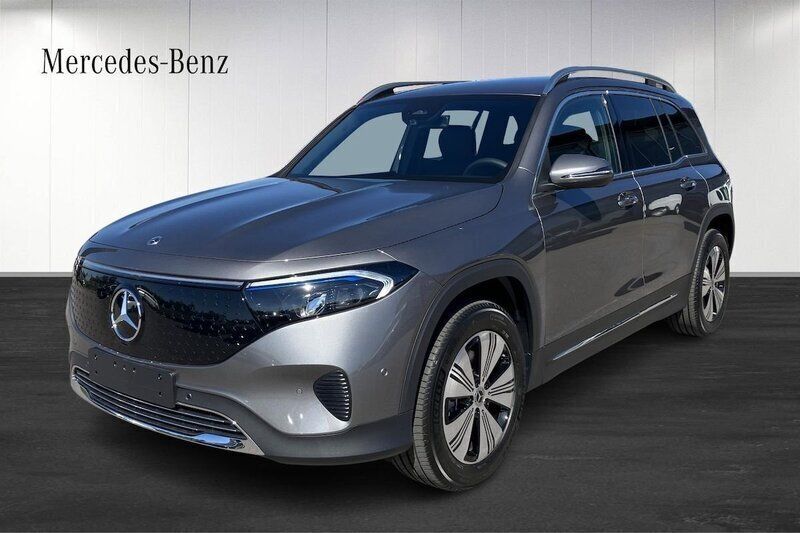 Grå Ny 2024 Mercedes EQB250+ Advanced SUV | 585 200 kr (Marknadspris) - Bild 1/4