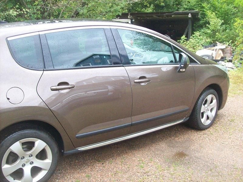 Begagnad 2013 Peugeot 3008 Kombi | 40 000 kr (Bra pris) - Bild 1/4