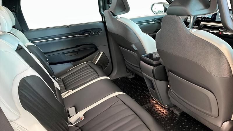 Ny Kia EV9 GT-Line 283 kW (385 HK) 2025 Svart SUV