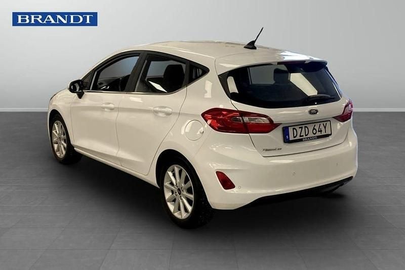 Begagnad Ford Fiesta 95 HK (69 kW) 2020 Vit Halvkombi