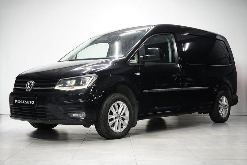 Svart Begagnad 2020 VW Caddy Maxi S Minibuss | 129 900 kr (Superpris) - Bild 1/4