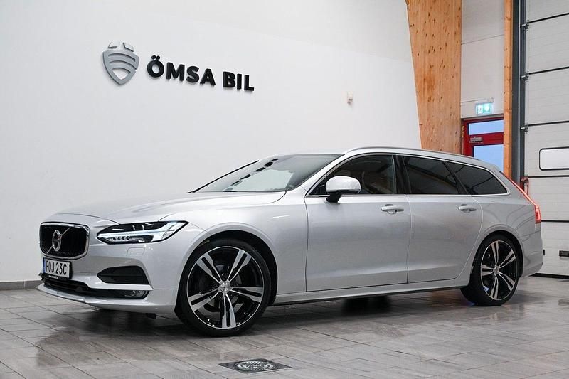 Silver Begagnad 2019 Volvo V90 Momentum Kombi | 246 800 kr (Marknadspris) - Bild 1/4