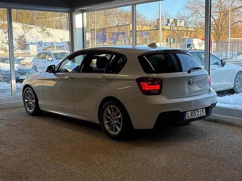 Begagnad BMW 116 M Sport 136 HK (100 kW) 2014 Vit Halvkombi