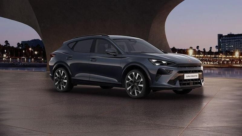 Mörkgrå (magnetic tech metallic) Ny 2025 Cupra Formentor SUV | 4 495 kr - Bild 1/4