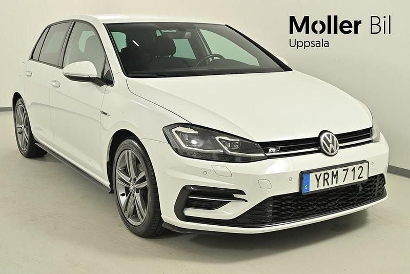 Vit Begagnad 2019 VW Golf VII R-line Kombi | 179 900 kr (Marknadspris) - Bild 1/4