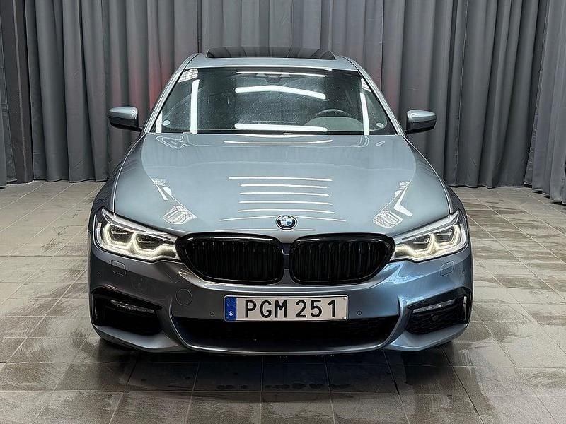 Begagnad BMW 530 M Sport 265 HK (194 kW) 2017 Blå Sedan