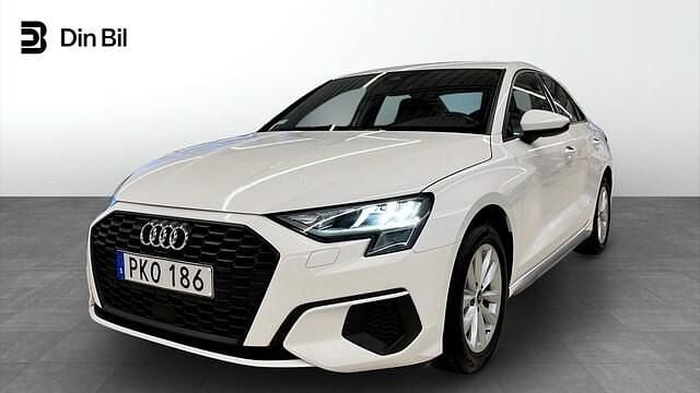 Ibisvit Begagnad 2023 Audi A3 Proline Sedan | 249 000 kr (Marknadspris) - Bild 1/4