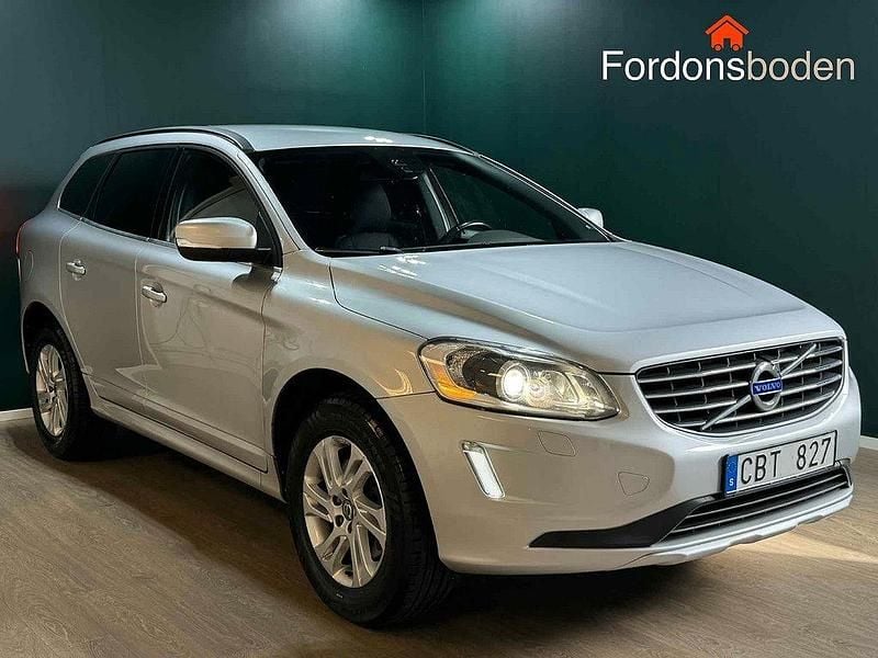 Silver Begagnad 2013 Volvo XC60 Momentum SUV | 154 500 kr (Marknadspris) - Bild 1/3