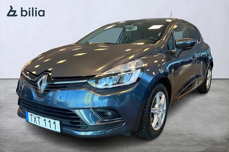 Grå Begagnad 2018 Renault Clio IV Intens Halvkombi | 129 900 kr (Dyr) - Bild 1/3