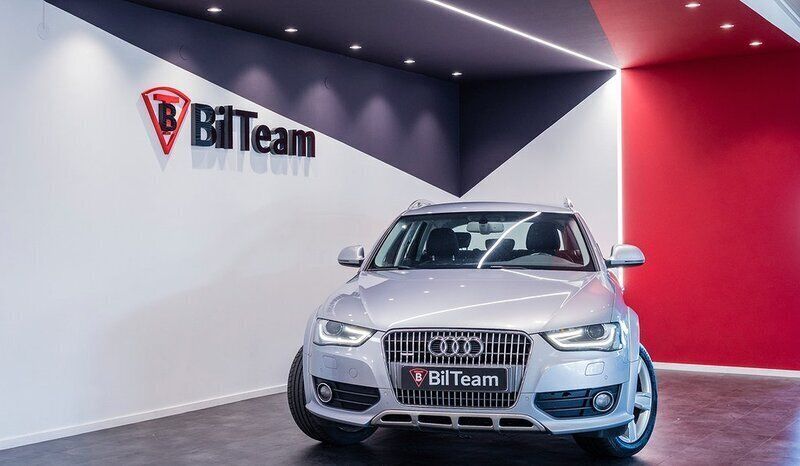 Silver Begagnad 2015 Audi A4 Allroad Sport Kombi | 154 900 kr (Lite dyr) - Bild 1/4