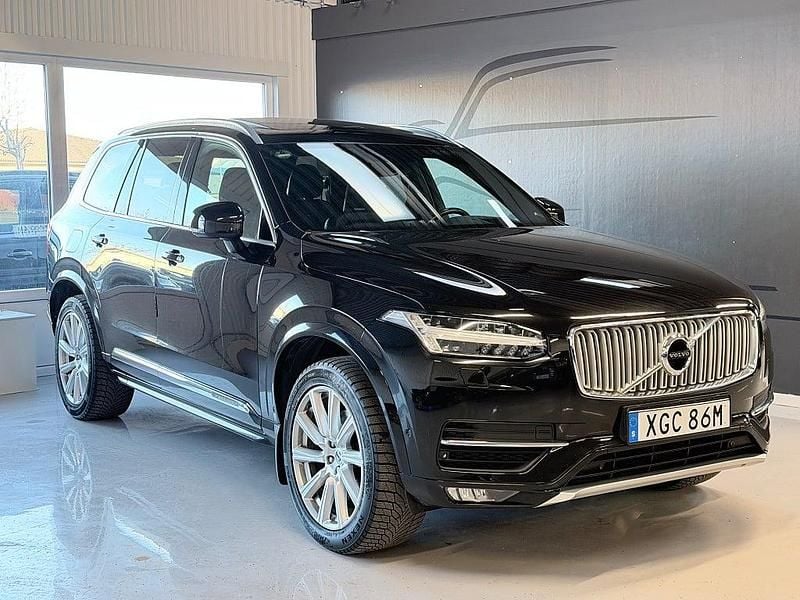 Begagnad Volvo XC90 Inscription 235 HK (172 kW) 2016 Svart SUV