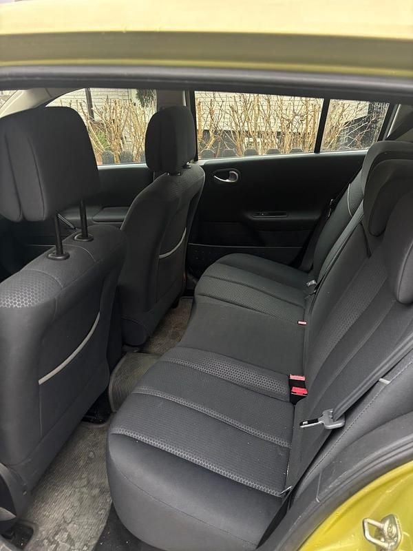 Begagnad 2004 Renault Mégane II Halvkombi | 18 000 kr (Marknadspris) - Bild 1/4