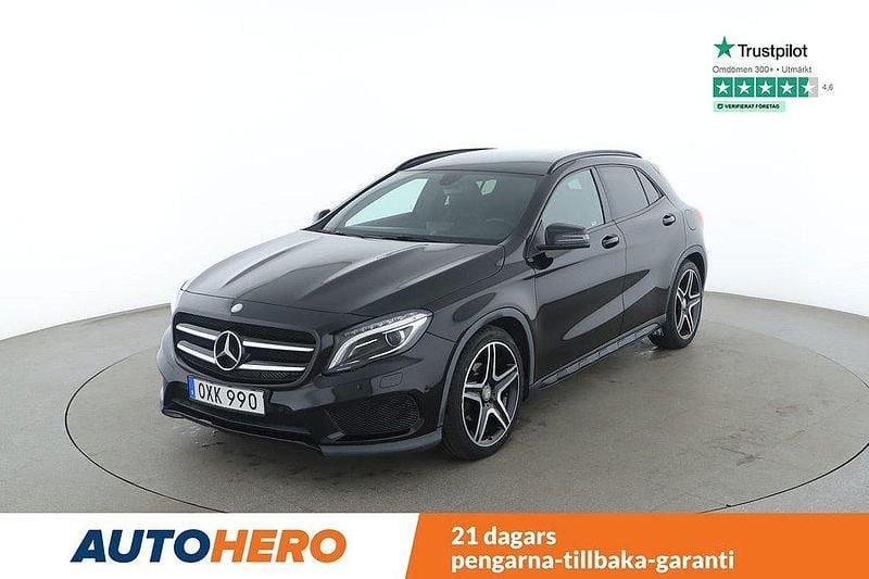 Svart Begagnad 2015 Mercedes GLA200 AMG SUV | 199 000 kr (Marknadspris) - Bild 1/4