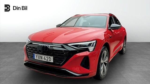 Röd Begagnad 2023 Audi Q8 Sportback e-tron Premium SUV | 659 000 kr - Bild 1/4