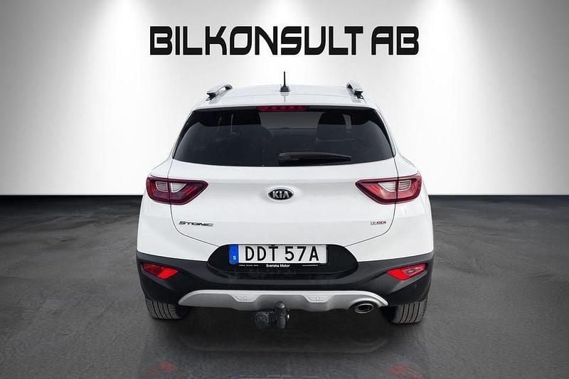 Begagnad Kia Stonic Advance 120 HK (88 kW) 2019 Vit SUV