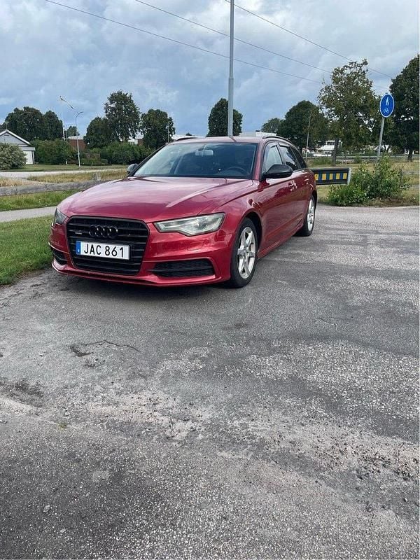 Röd Begagnad 2012 Audi A6 Proline Kombi | 120 000 kr (Marknadspris) - Bild 1/4