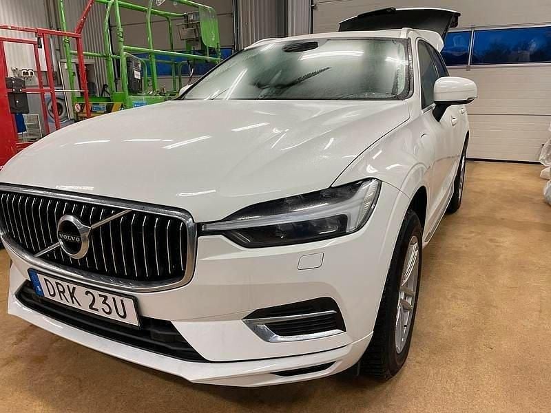 Vit Begagnad 2021 Volvo XC60 Inscription SUV | 375 000 kr (Bra pris) - Bild 1/2