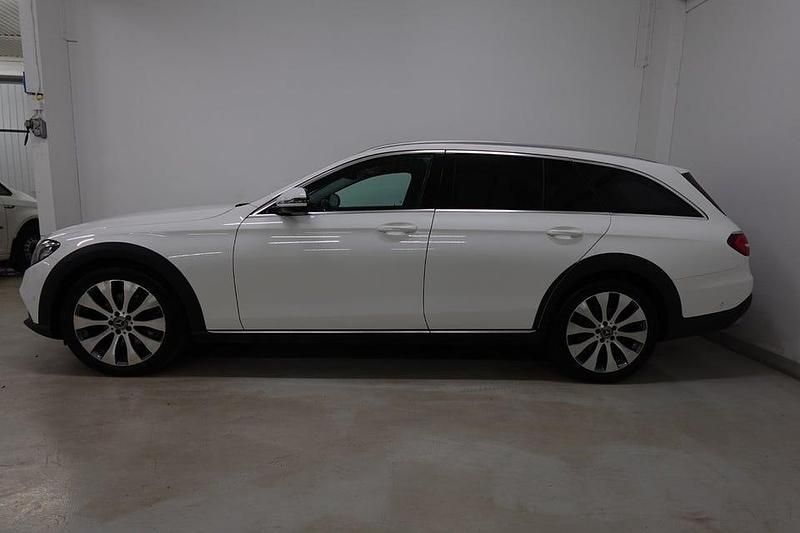 Begagnad Mercedes E220 All-Terrain 194 HK (142 kW) 2017 Vit Kombi