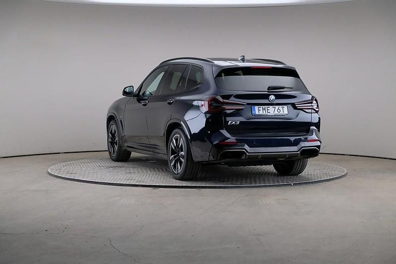 Begagnad BMW iX3 M Sport 210 kW (286 HK) 2022 Svart SUV