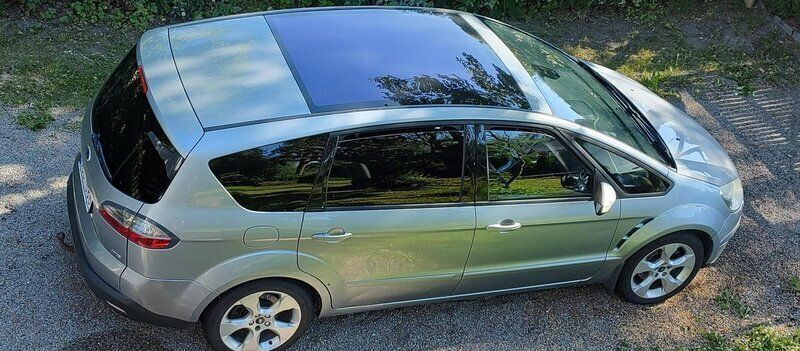 Grå Begagnad 2008 Ford S-MAX S Minibuss | 34 900 kr (Marknadspris) - Bild 1/4