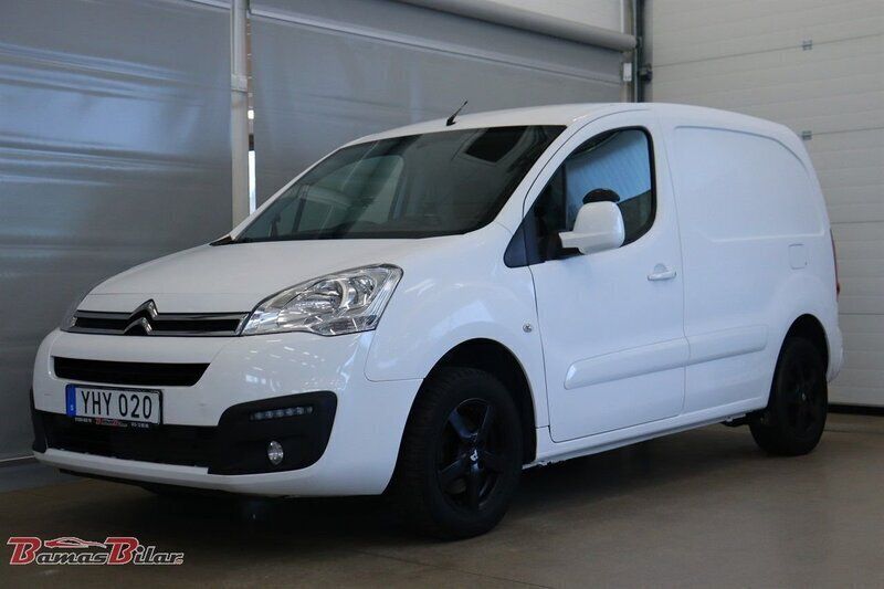 Vit Begagnad 2017 Citroën Berlingo Minibuss | 89 900 kr (Lite dyr) - Bild 1/4