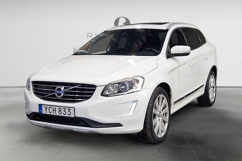 Vit Begagnad 2016 Volvo XC60 Summum SUV | 169 900 kr (Bra pris) - Bild 1/3