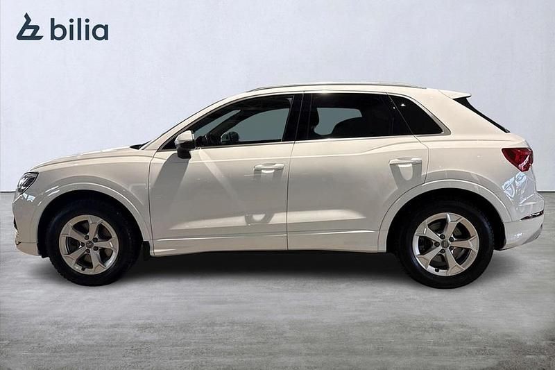 Begagnad Audi Q3 Proline 192 HK (141 kW) 2019 Vit SUV
