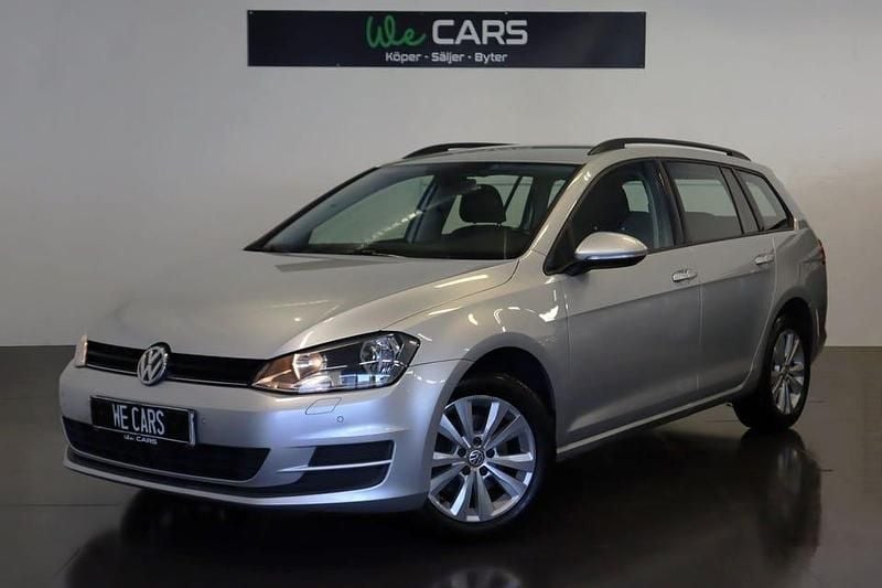 Begagnad VW Golf VII Style 110 HK (80 kW) 2016 Silver Kombi