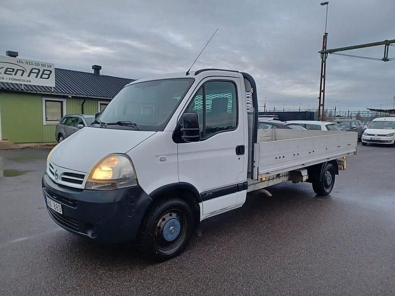 Vit Begagnad 2008 Nissan Interstar Van | 64 900 kr - Bild 1/4