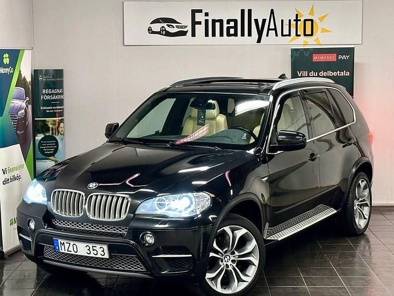 Svart Begagnad 2012 BMW X5 Sport Line SUV | 198 900 kr (Superpris) - Bild 1/4