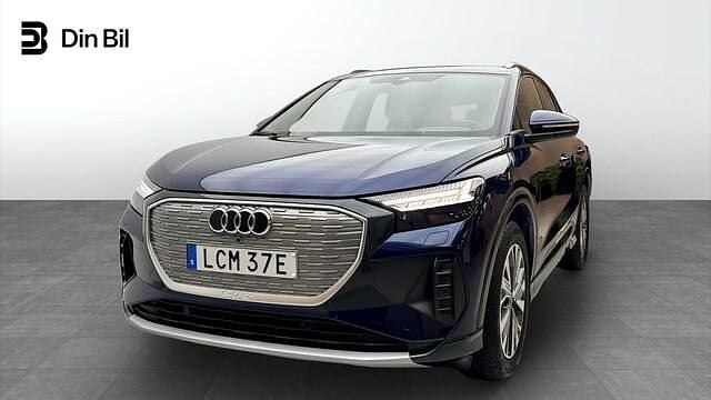 Blå Begagnad 2023 Audi Q4 e-tron Comfort SUV | 429 000 kr (Marknadspris) - Bild 1/4