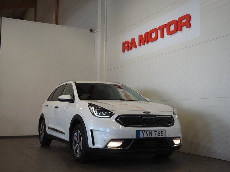 Vit Begagnad 2018 Kia Niro 2 SUV | 159 900 kr (Bra pris) - Bild 1/3