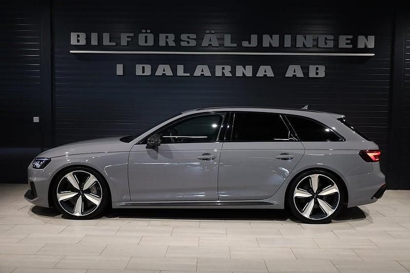 Begagnad Audi RS4 450 HK (330 kW) 2017 Grå Kombi