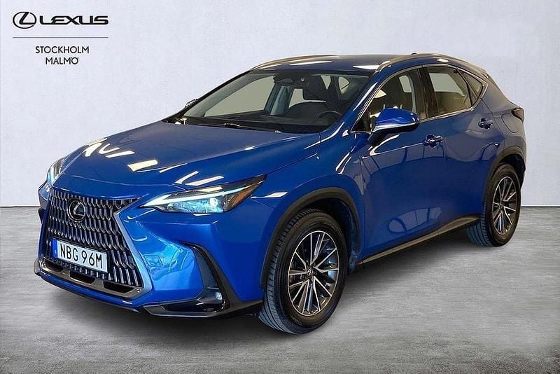 Blå Begagnad 2023 Lexus NX350h Business Edition SUV | 479 000 kr (Bra pris) - Bild 1/4