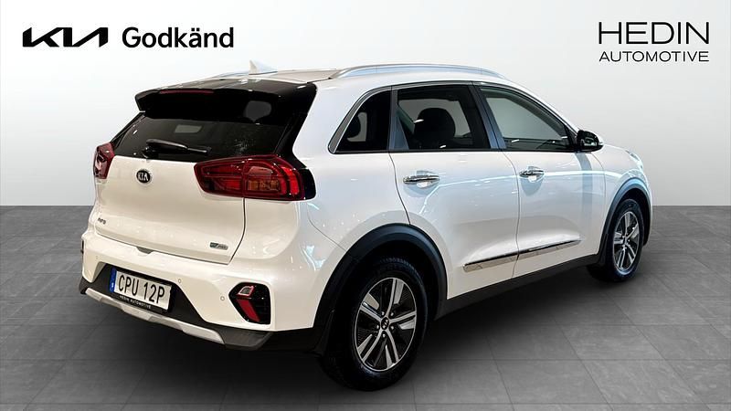 Begagnad Kia Niro Advance 2021 Svart SUV