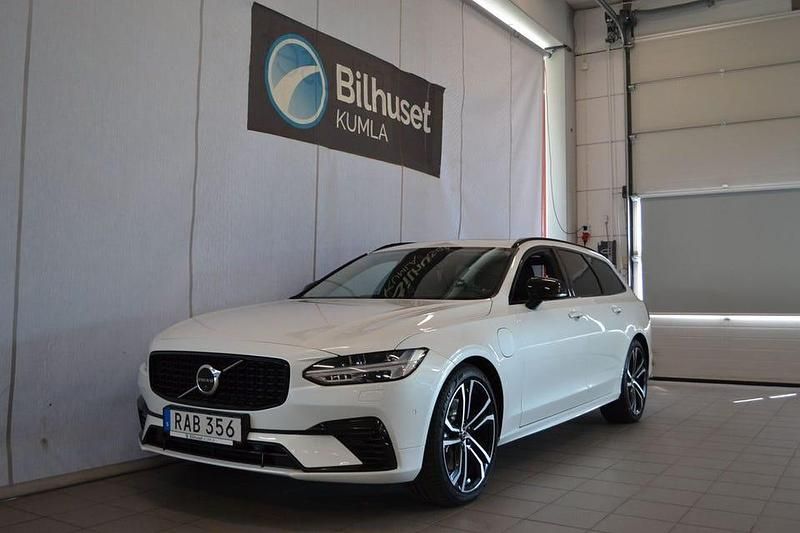 Vit Begagnad 2023 Volvo V90 Ultimate Kombi | 469 000 kr - Bild 1/4