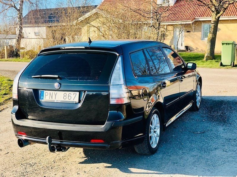 Begagnad Saab 9-3 150 HK (110 kW) 2006 Svart Kombi