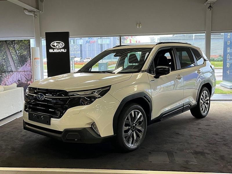 Vit Begagnad 2024 Subaru Forester SUV | 454 900 kr (Lite dyr) - Bild 1/2
