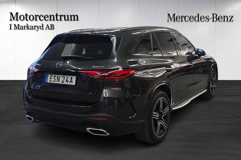 Begagnad Mercedes GLC300 Premium 333 HK (244 kW) 2024 Grå