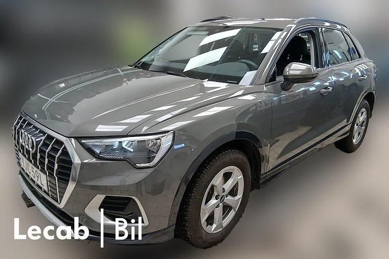 Begagnad Audi Q3 Advanced Plus 150 HK (110 kW) 2024 Chronosgrå metallic SUV