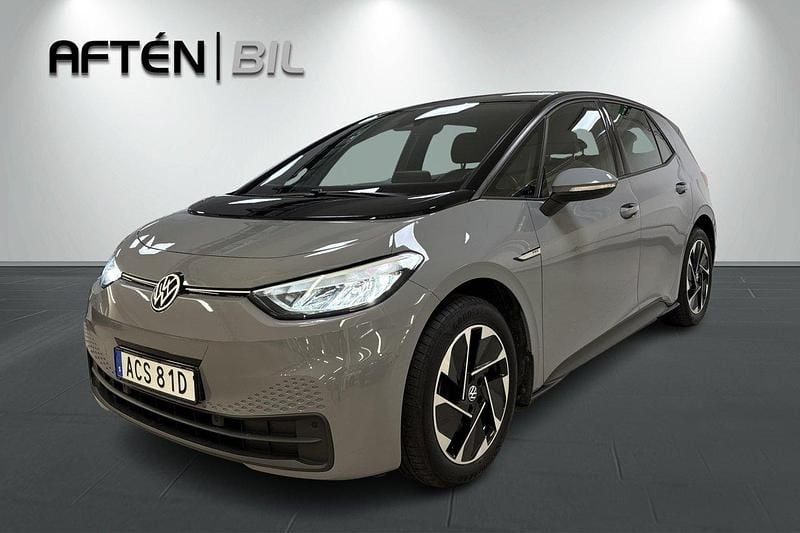 Grå Begagnad 2022 VW ID.3 Pro Performance Halvkombi | 269 800 kr (Marknadspris) - Bild 1/3