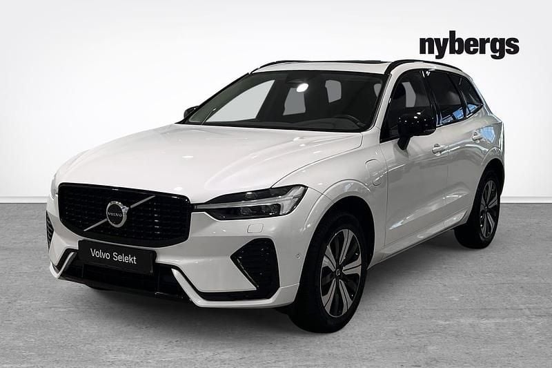 Vit Begagnad 2024 Volvo XC60 Plus SUV | 519 000 kr (Marknadspris) - Bild 1/4