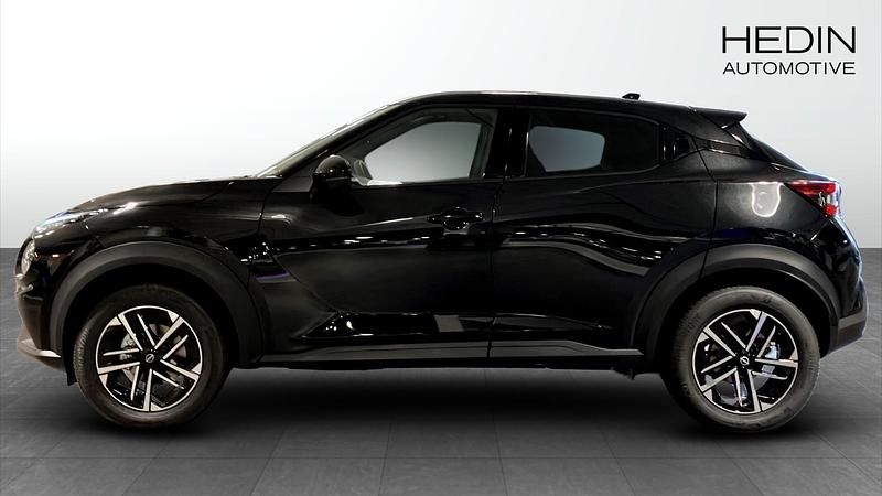 Ny Nissan Juke N-Connecta 114 HK (83 kW) 2025 Svart SUV