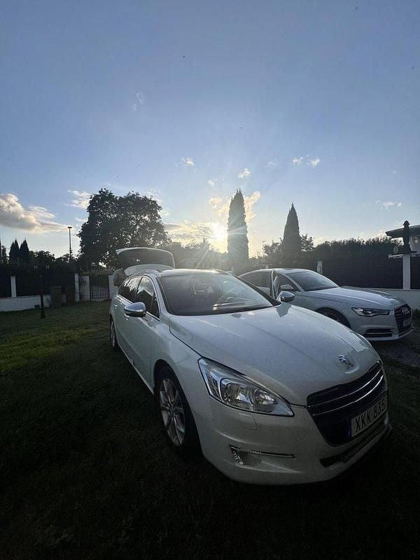 Vit Begagnad 2012 Peugeot 508 Kombi | 45 000 kr (Marknadspris) - Bild 1/4