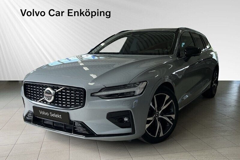 Grå Begagnad 2024 Volvo V60 Plus Kombi | 379 900 kr (Bra pris) - Bild 1/3