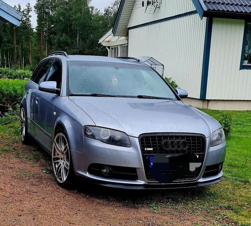 Silver Begagnad 2007 Audi A4 Comfort Kombi | 55 000 kr (Lite dyr) - Bild 1/2