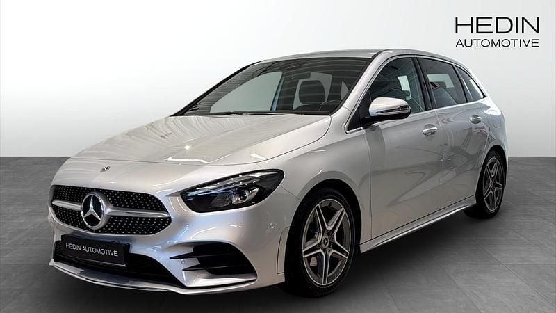Silver Begagnad 2021 Mercedes B200 AMG line Minibuss | 279 900 kr (Dyr) - Bild 1/4