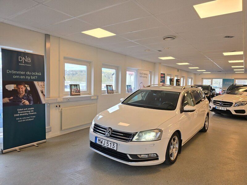 Vit Begagnad 2013 VW Passat GT Kombi | 69 900 kr (Marknadspris) - Bild 1/4