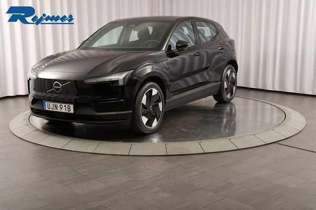 Svart (onyx black metallic) Ny 2024 Volvo EX30 Performance SUV | 539 900 kr (Marknadspris) - Bild 1/4