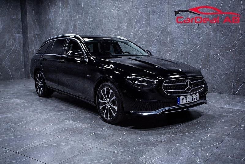 Svart Begagnad 2021 Mercedes E300 Avantgarde Kombi | 334 800 kr (Marknadspris) - Bild 1/4